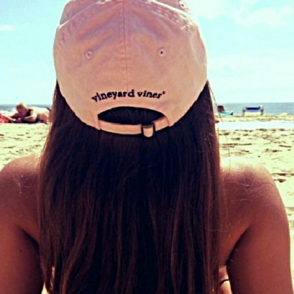 embroidered whale hat💕 - Picture 2 of 4